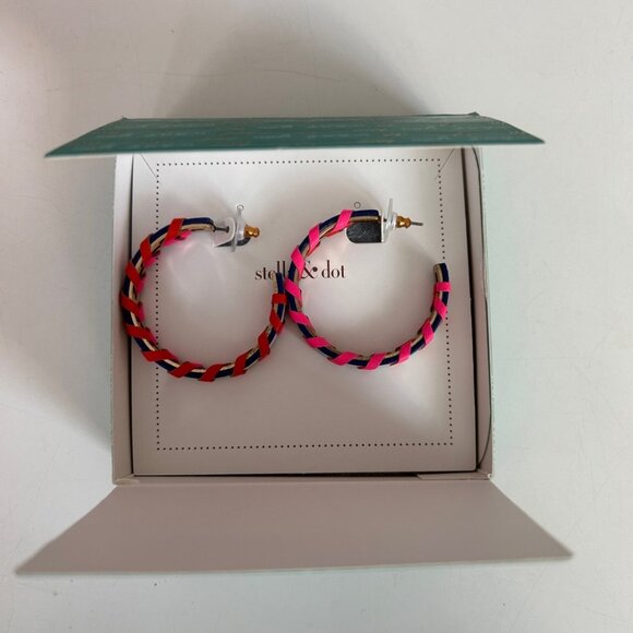 BNIB Stella & Dot Whipstitch Leather Braided Hoop Earrings - Picture 6 of 9